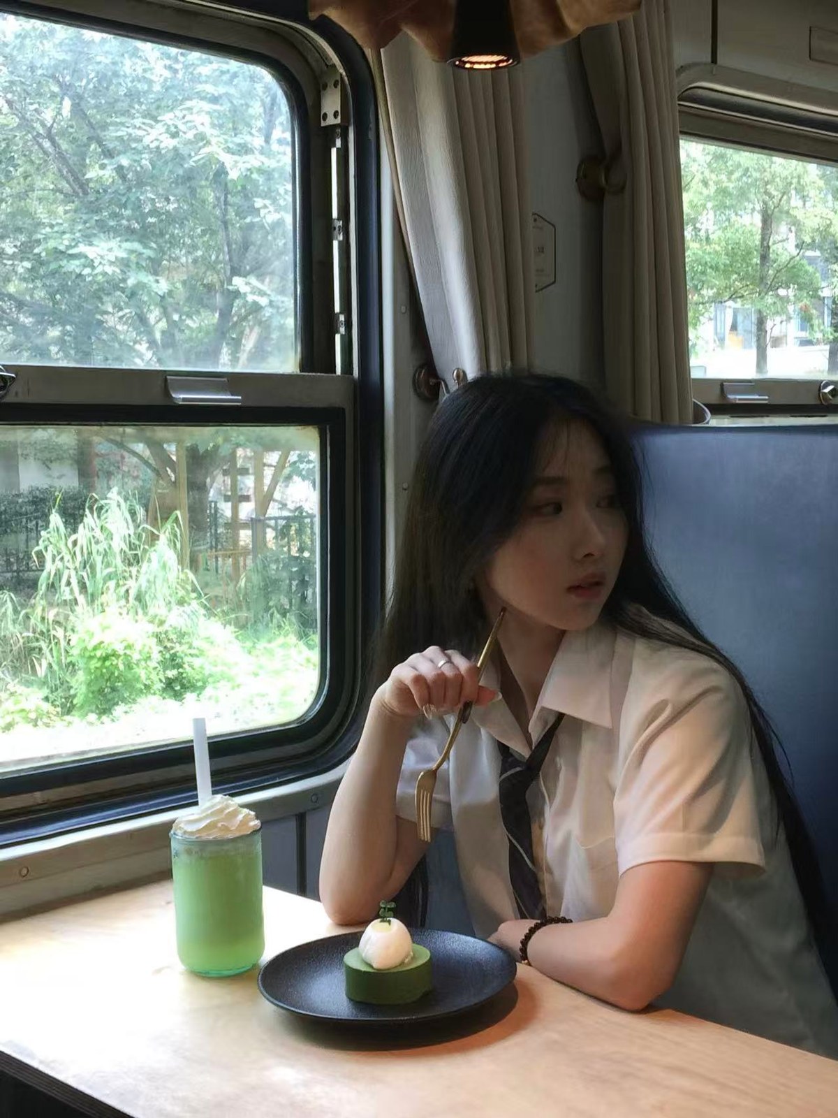 陪拍约拍封面