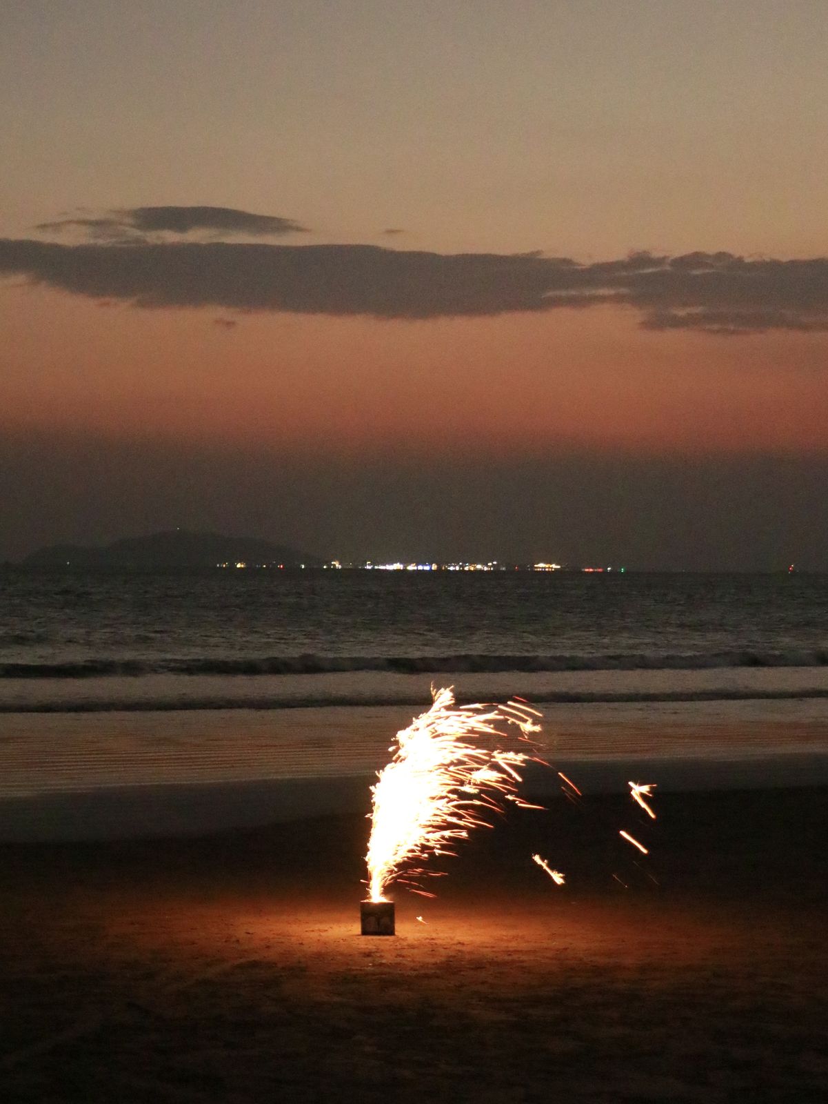 海南 08